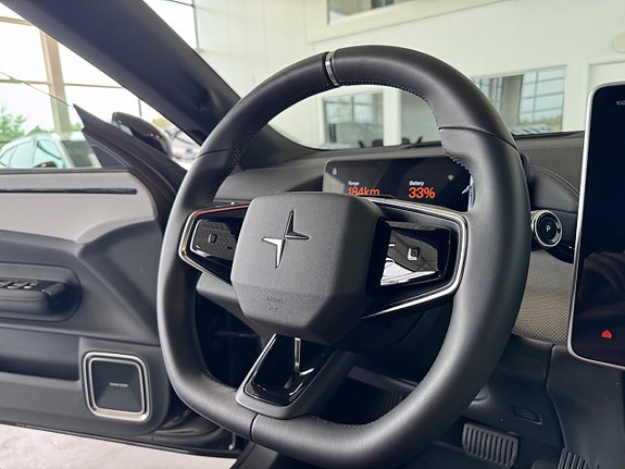 Polestar 4 13 of 23