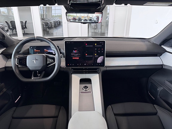 Polestar 4 12 of 23