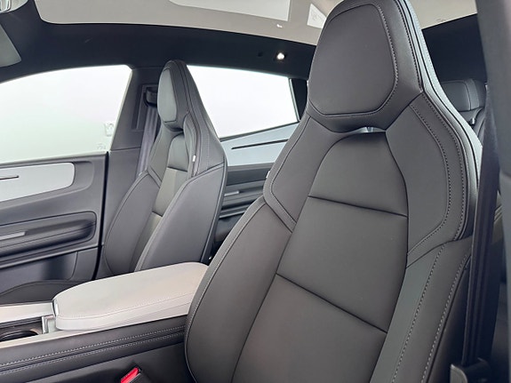 Polestar 4 21 of 23