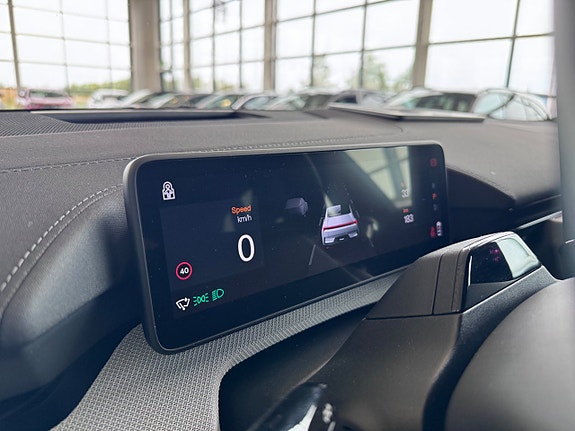 Polestar 4 18 of 23