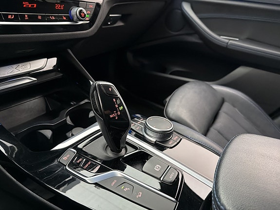 BMW X3 24 of 30