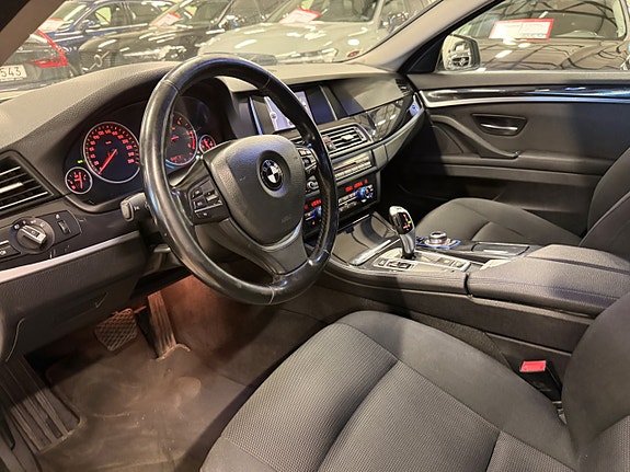 BMW 520d 19 of 25