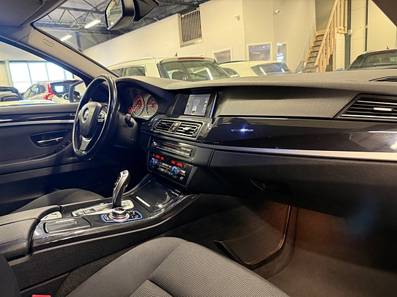 BMW 520d 20 of 25