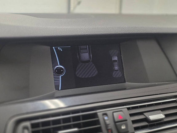 BMW 520d 9 of 12