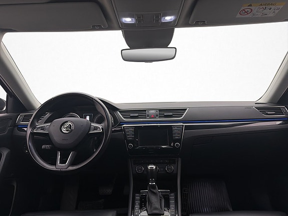 Skoda Superb 13 of 30