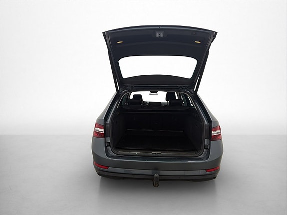 Skoda Superb 29 of 30