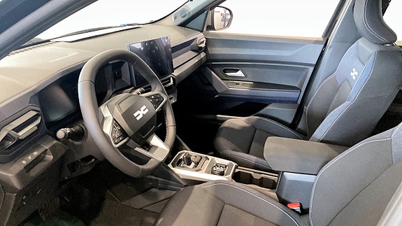 Dacia Duster 8 of 16