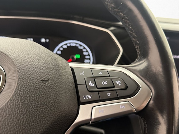 Volkswagen T-Cross 19 of 30