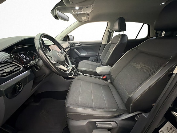 Volkswagen T-Cross 12 of 30