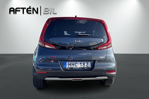 Kia e-Soul 9 of 29