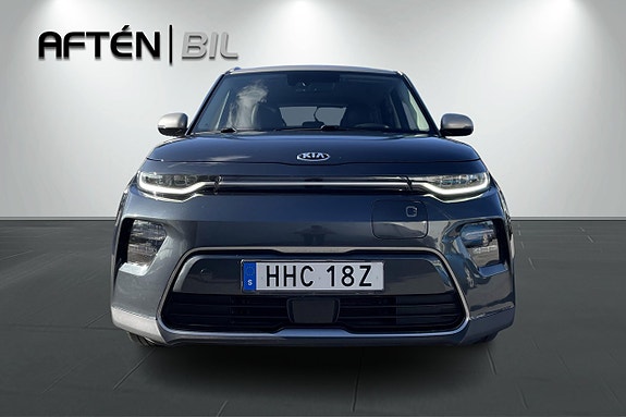 Kia e-Soul 3 of 29