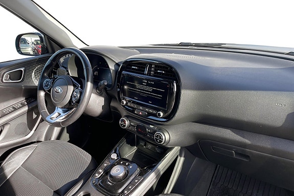 Kia e-Soul 15 of 29