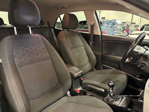 Kia Rio 16 of 22