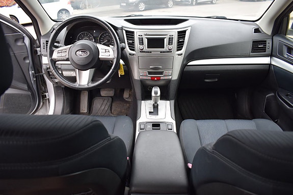 Subaru Legacy 11 of 11