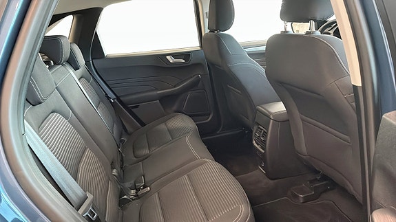 Ford Kuga 5 of 16