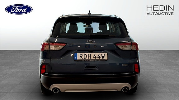 Ford Kuga 7 of 16