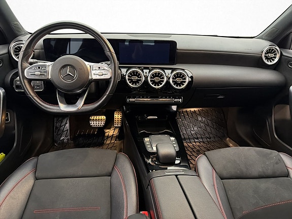 Mercedes-Benz A250 e 12 of 30