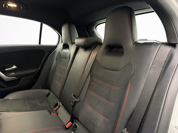 Mercedes-Benz A250 e 15 of 30