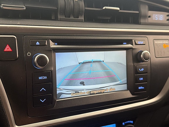 Toyota Auris 20 of 30