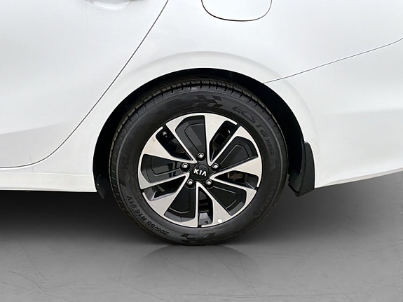 Kia Ceed 27 of 29