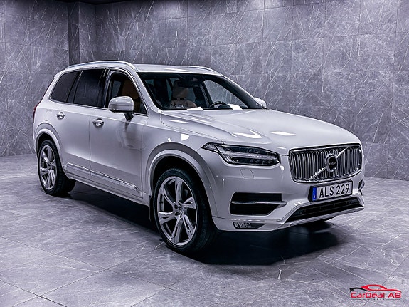 Volvo XC90 9 of 27