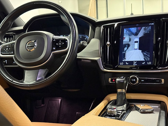 Volvo V90 23 of 30