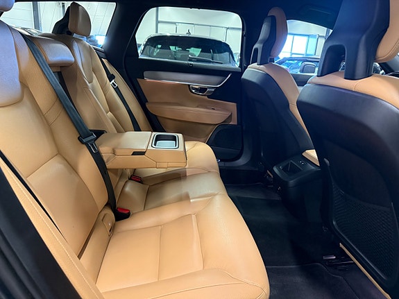 Volvo V90 25 of 30