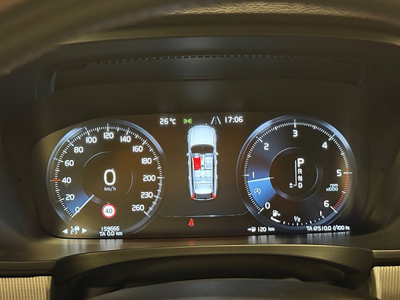 Volvo V90 27 of 30