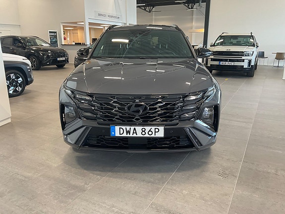 Hyundai Tucson 2 of 27
