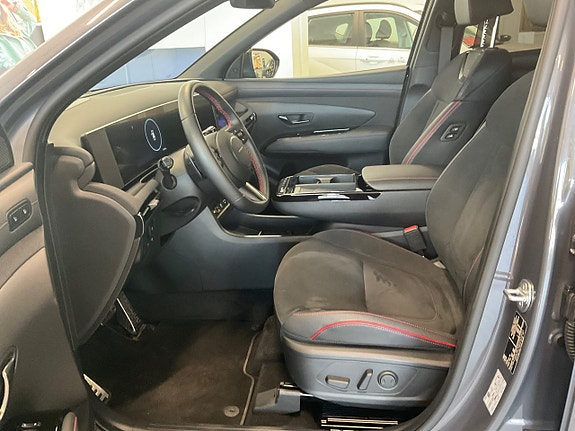 Hyundai Tucson 10 of 27