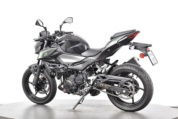 Kawasaki Z500 ABS Nyservad 4 of 18