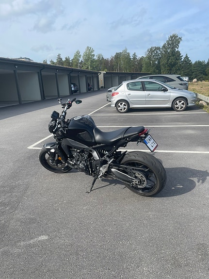 Yamaha MT-09 5 of 5