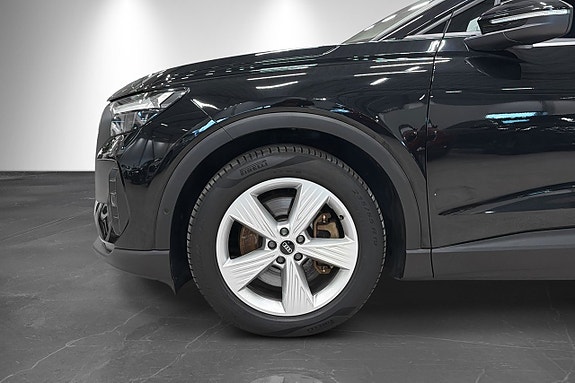 Audi Q4 e-tron 2 of 24