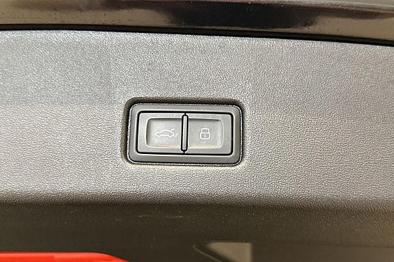 Audi Q4 e-tron 24 of 24