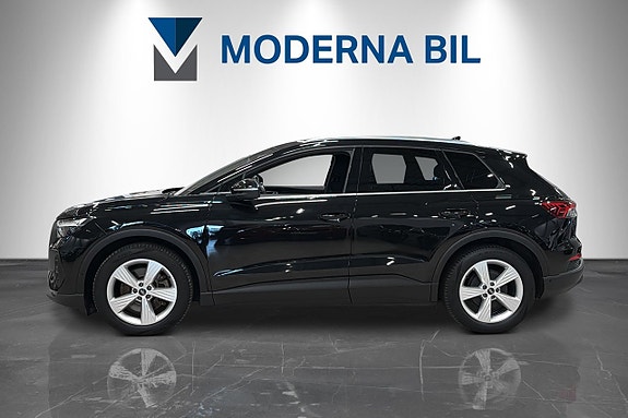 Audi Q4 e-tron 3 of 24