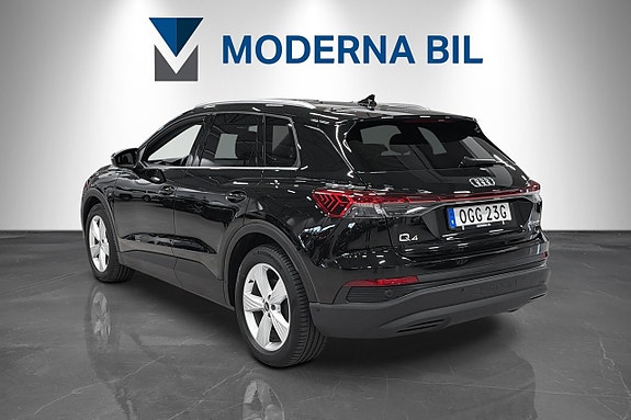 Audi Q4 e-tron 4 of 24