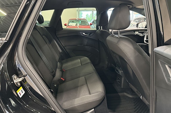 Audi Q4 e-tron 19 of 24