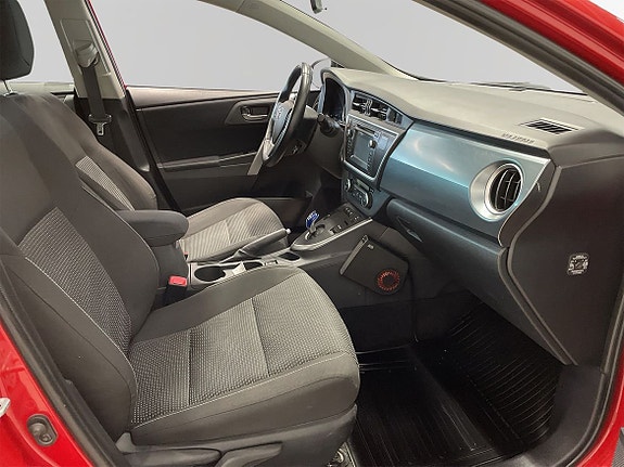 Toyota Auris 9 of 10