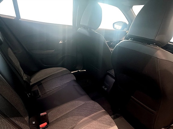 Peugeot 2008 12 of 15
