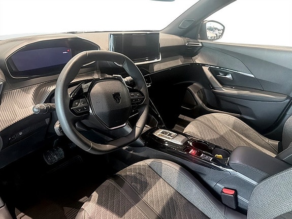 Peugeot 2008 5 of 15