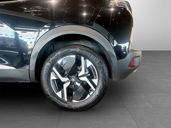 Peugeot 2008 14 of 15