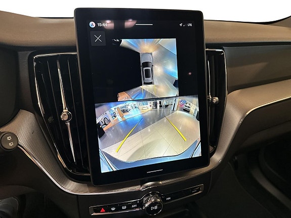 Volvo XC60 13 of 18