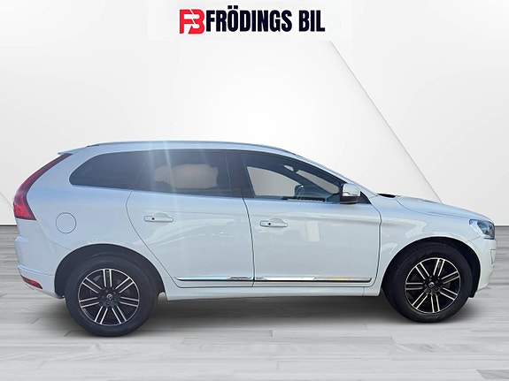 Volvo XC60 4 of 12
