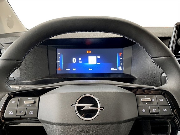 Opel Vivaro 9 of 21