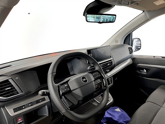 Opel Vivaro 3 of 21