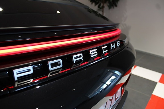 Porsche 911 GT3 7 of 25