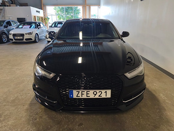 Audi A6 2 of 21