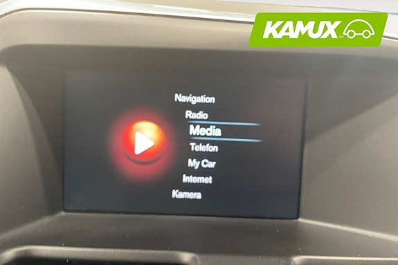 Volvo XC60 15 of 21