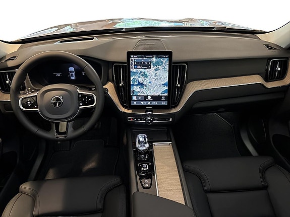 Volvo XC60 9 of 24