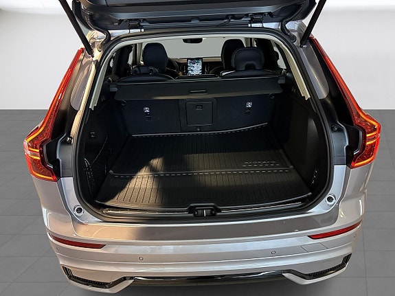 Volvo XC60 6 of 24
